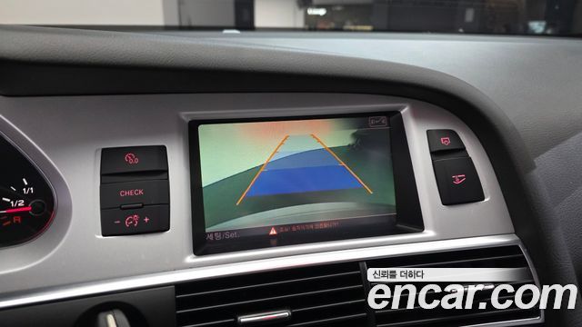 Audi A6 2010 — photo 15