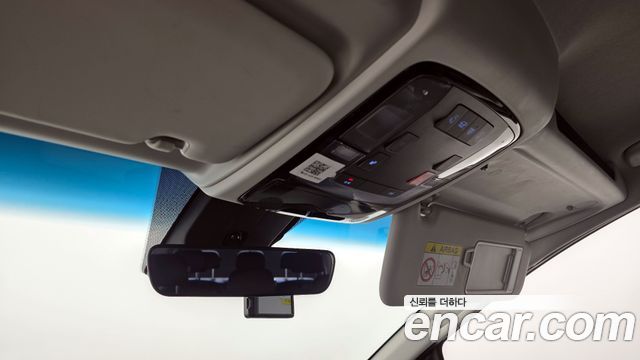 Hyundai Staria 2023 — photo 18