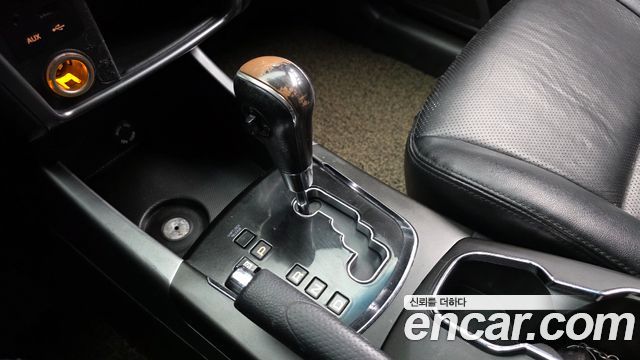 KG Mobility KORANDO 2014 — photo 9