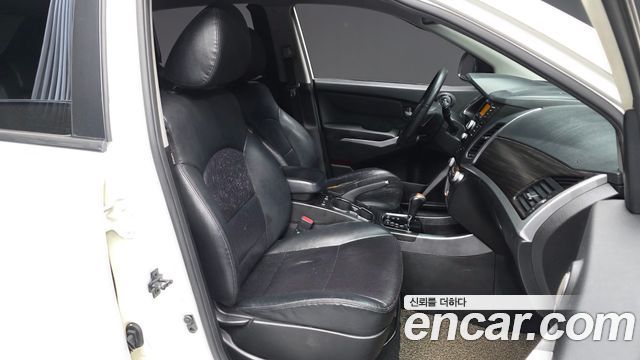KG Mobility KORANDO 2014 — photo 11