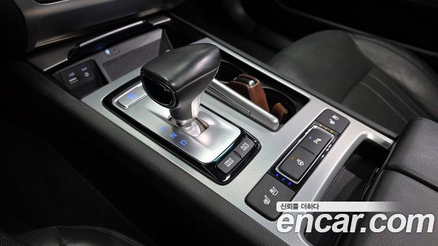 Genesis G80 2017 — photo 9