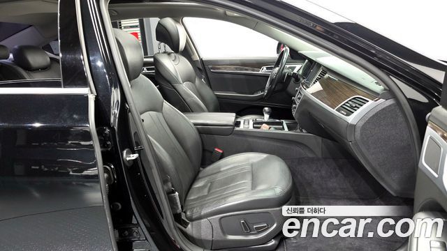 Genesis G80 2017 — photo 11