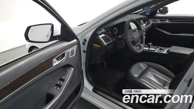 Genesis G80 2019 — photo 12