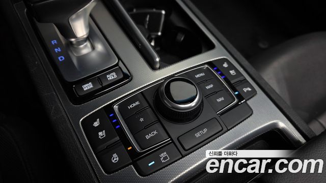 Genesis G80 2019 — photo 17