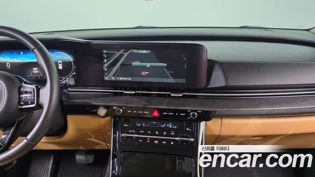 Kia Canival 2021 — photo 16