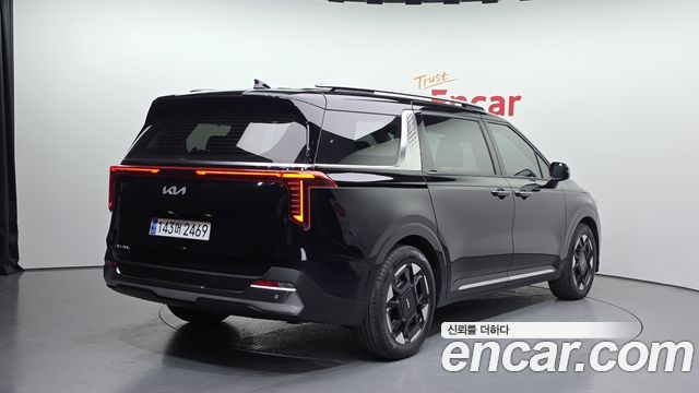 Kia Canival 2024 — photo 2