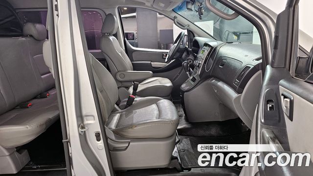 Hyundai Starex 2016 — photo 10