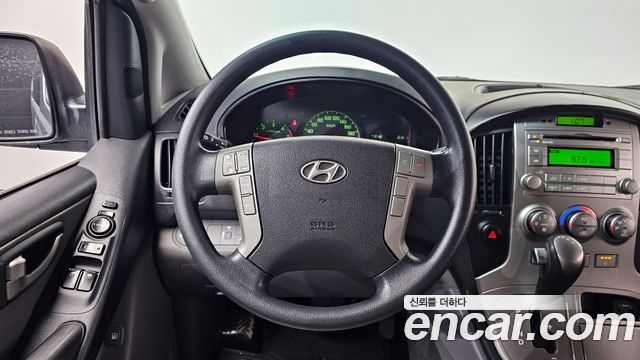 Hyundai Starex 2016 — photo 13