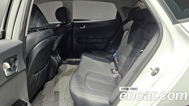 Kia K5 2019 — photo 12
