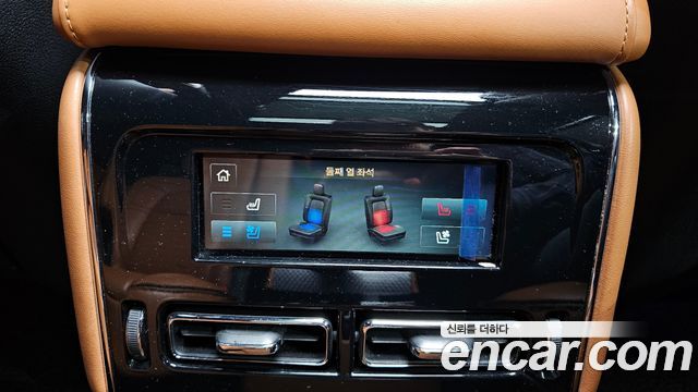 Lincoln Aviator 2020 — photo 19