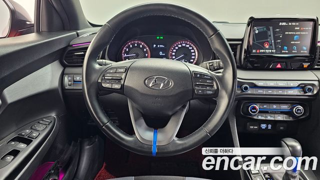 Hyundai Veloster 2018 — photo 13