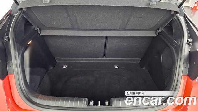 Hyundai Veloster 2018 — photo 20