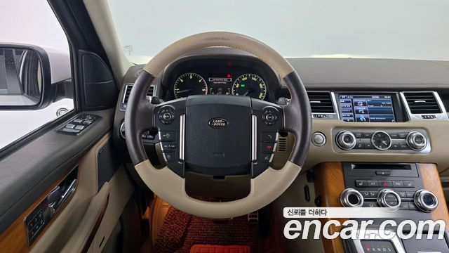 Land Rover Range Rover Sport 2013 — photo 13