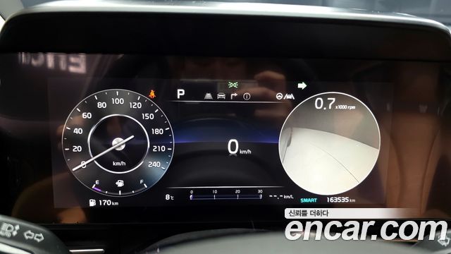 Kia Canival 2021 — photo 8
