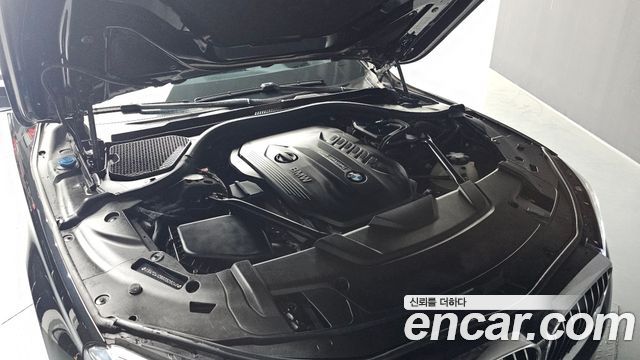 BMW 7-Series 2016 — photo 6
