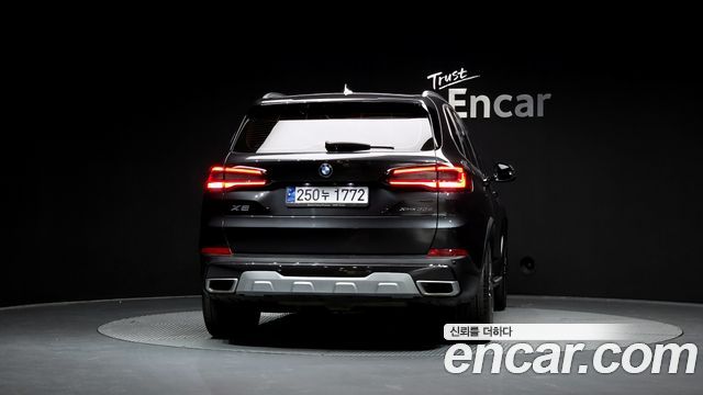 BMW X5 2022 — photo 4
