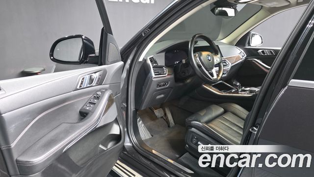 BMW X5 2022 — photo 10