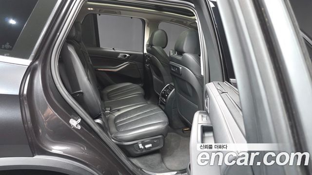 BMW X5 2022 — photo 12