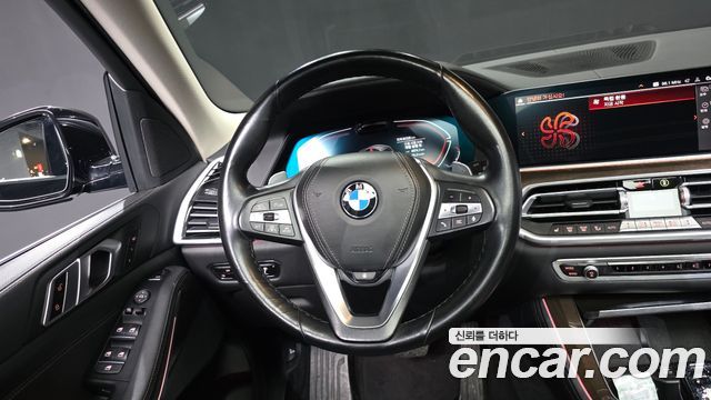 BMW X5 2022 — photo 13