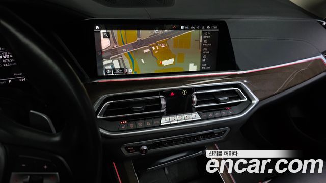 BMW X5 2022 — photo 14