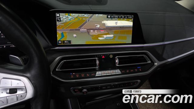 BMW X7 2021 — photo 14
