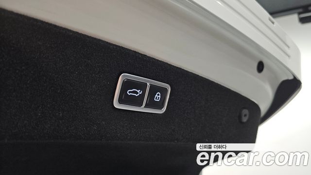 Genesis G90 2023 — photo 20