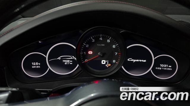 Porsche Cayenne 2022 — photo 8