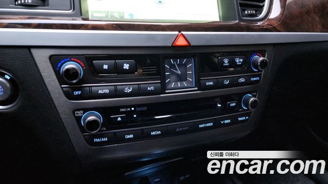 Hyundai Genesis 2014 — photo 16