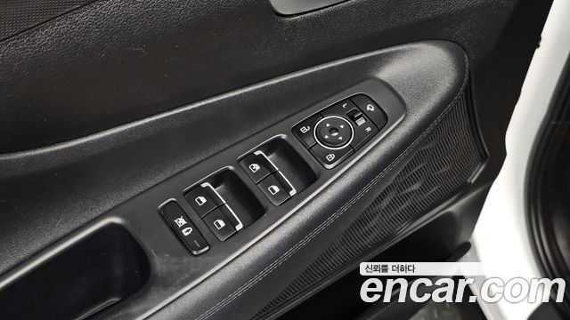Hyundai Santafe 2020 — photo 18