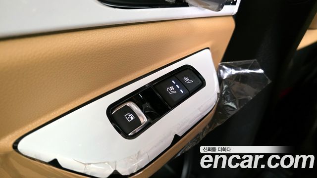 Kia Canival 2022 — photo 17