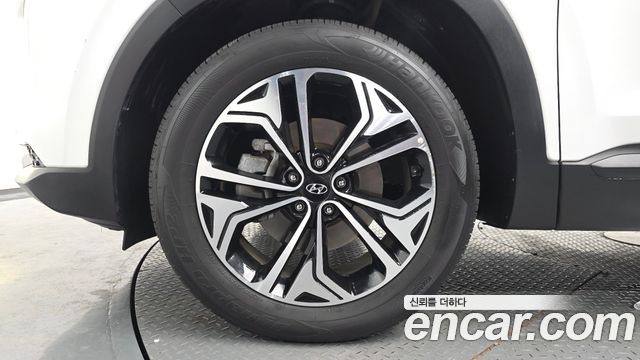 Hyundai Santafe 2019 — photo 5