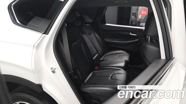 Hyundai Santafe 2019 — photo 12