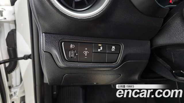 Kia K3 2022 — photo 15