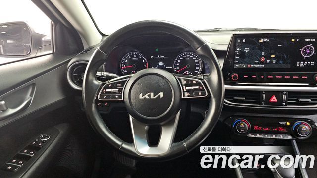 Kia K3 2022 — photo 16
