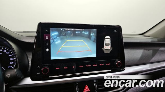 Kia K3 2022 — photo 19