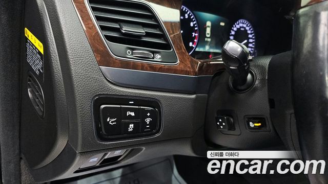 Hyundai Equus 2013 — photo 13