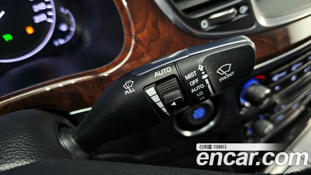 Hyundai Equus 2013 — photo 15