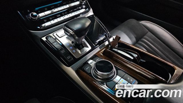 Genesis EQ900 2018 — photo 9