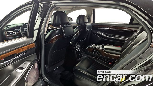 Genesis EQ900 2018 — photo 13