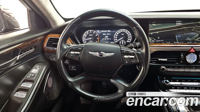 Genesis EQ900 2018 — photo 14
