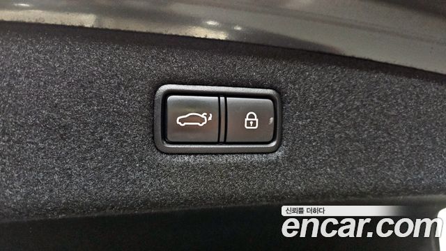 Genesis EQ900 2018 — photo 18