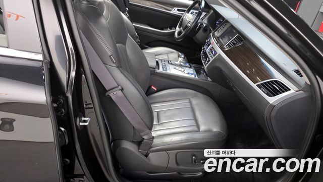 Genesis G80 2018 — photo 12