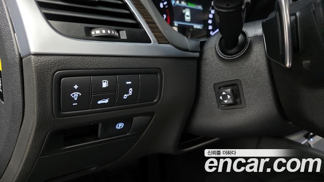 Genesis G80 2018 — photo 14