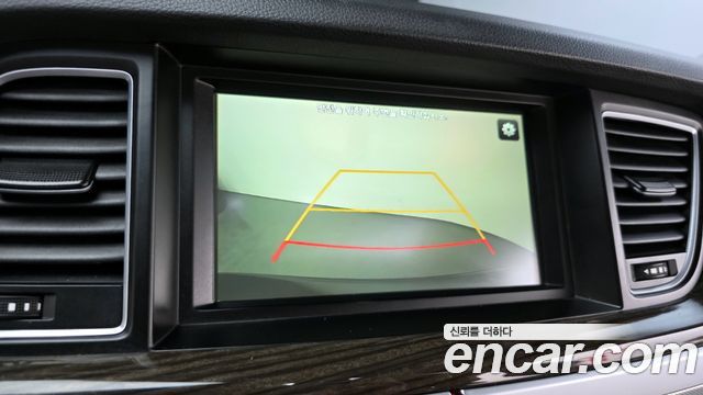 Genesis G80 2018 — photo 16