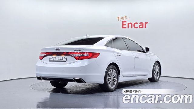 Hyundai Grandeur 2015 — photo 2