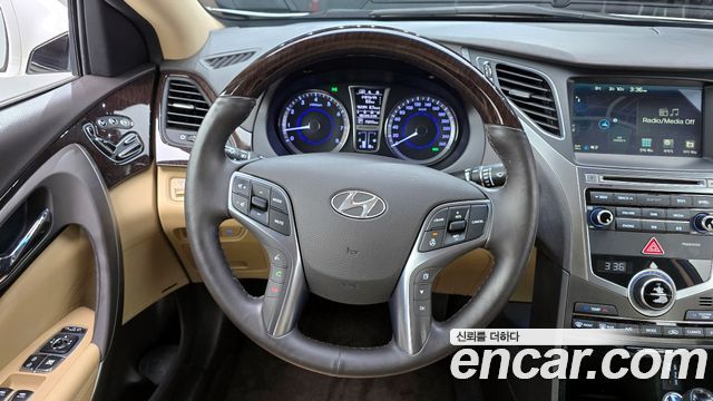 Hyundai Grandeur 2015 — photo 14