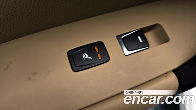 Hyundai Grandeur 2015 — photo 17