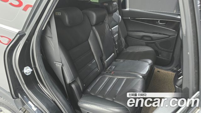 Kia Sorento 2016 — photo 12