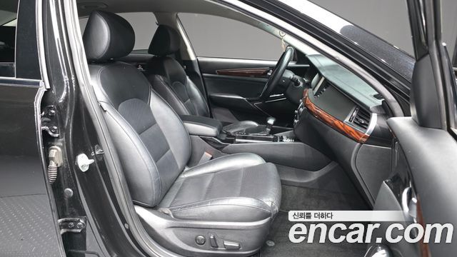 Kia K7 2017 — photo 11