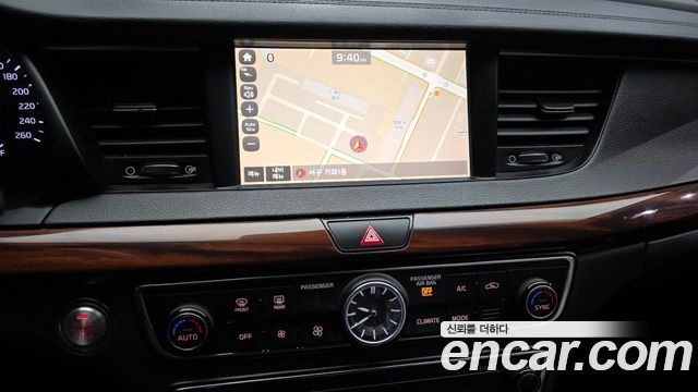 Kia K7 2017 — photo 14